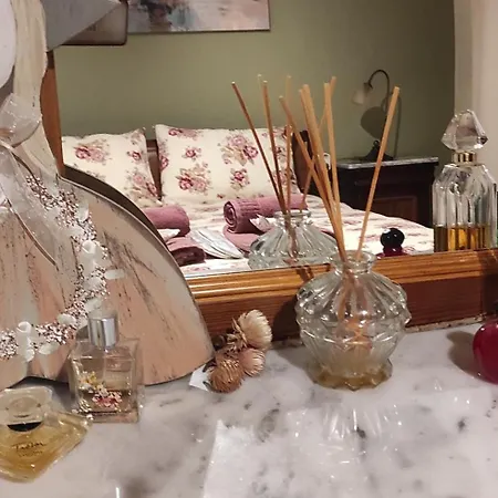 Apartament Areti' S *